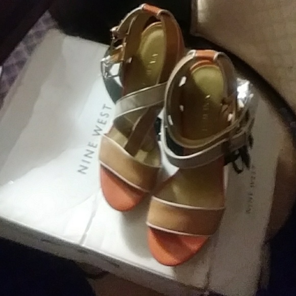 Nine West heels - Picture 1 of 1